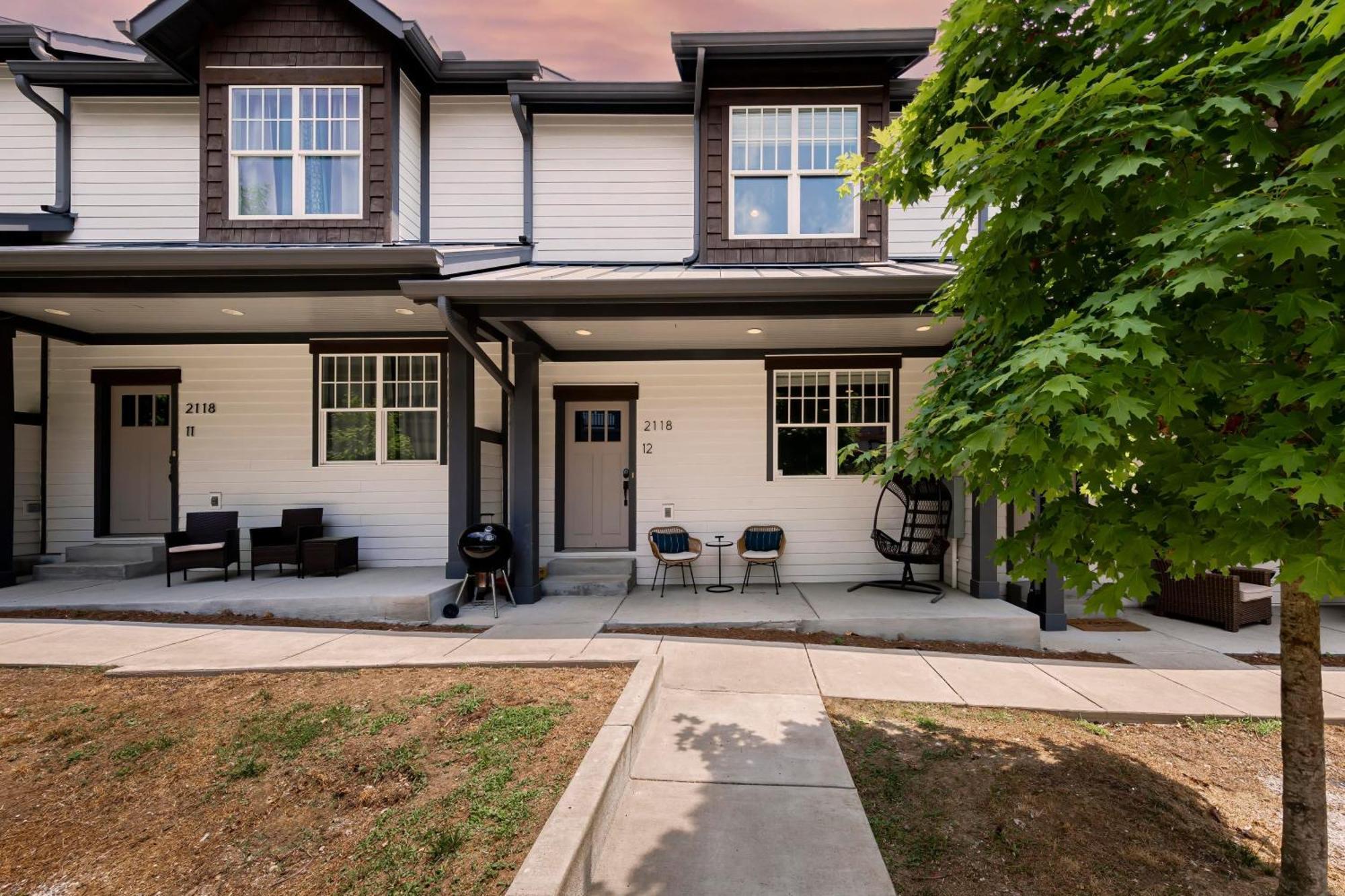 Waverly By Avantstay Nashville-Inspired Townhome W Luxury Kitchen Pool Table 외부 사진