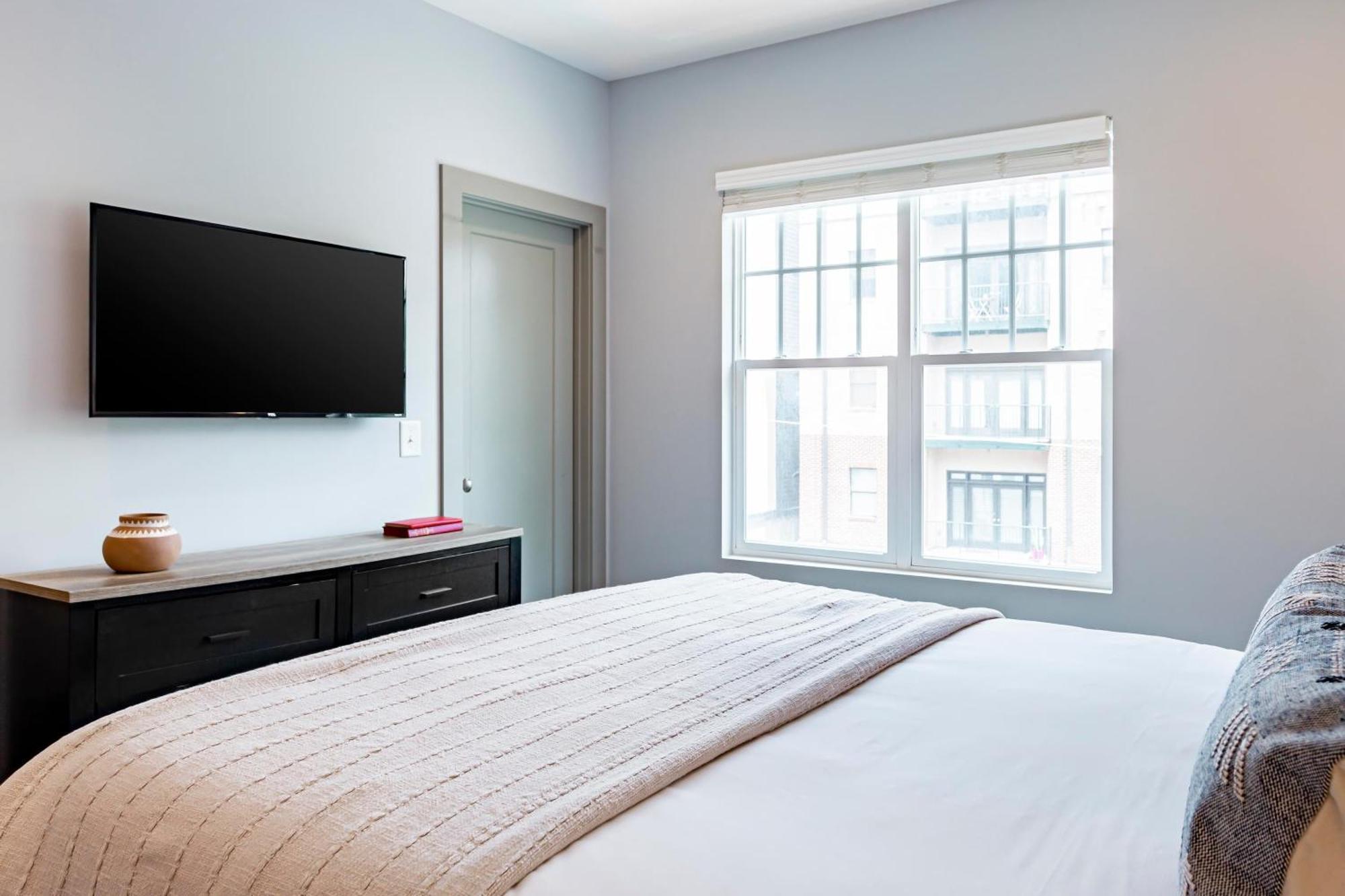 Waverly By Avantstay Nashville-Inspired Townhome W Luxury Kitchen Pool Table 외부 사진