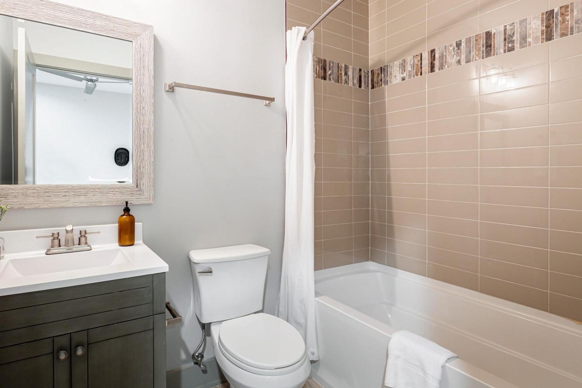 Waverly By Avantstay Nashville-Inspired Townhome W Luxury Kitchen Pool Table 외부 사진
