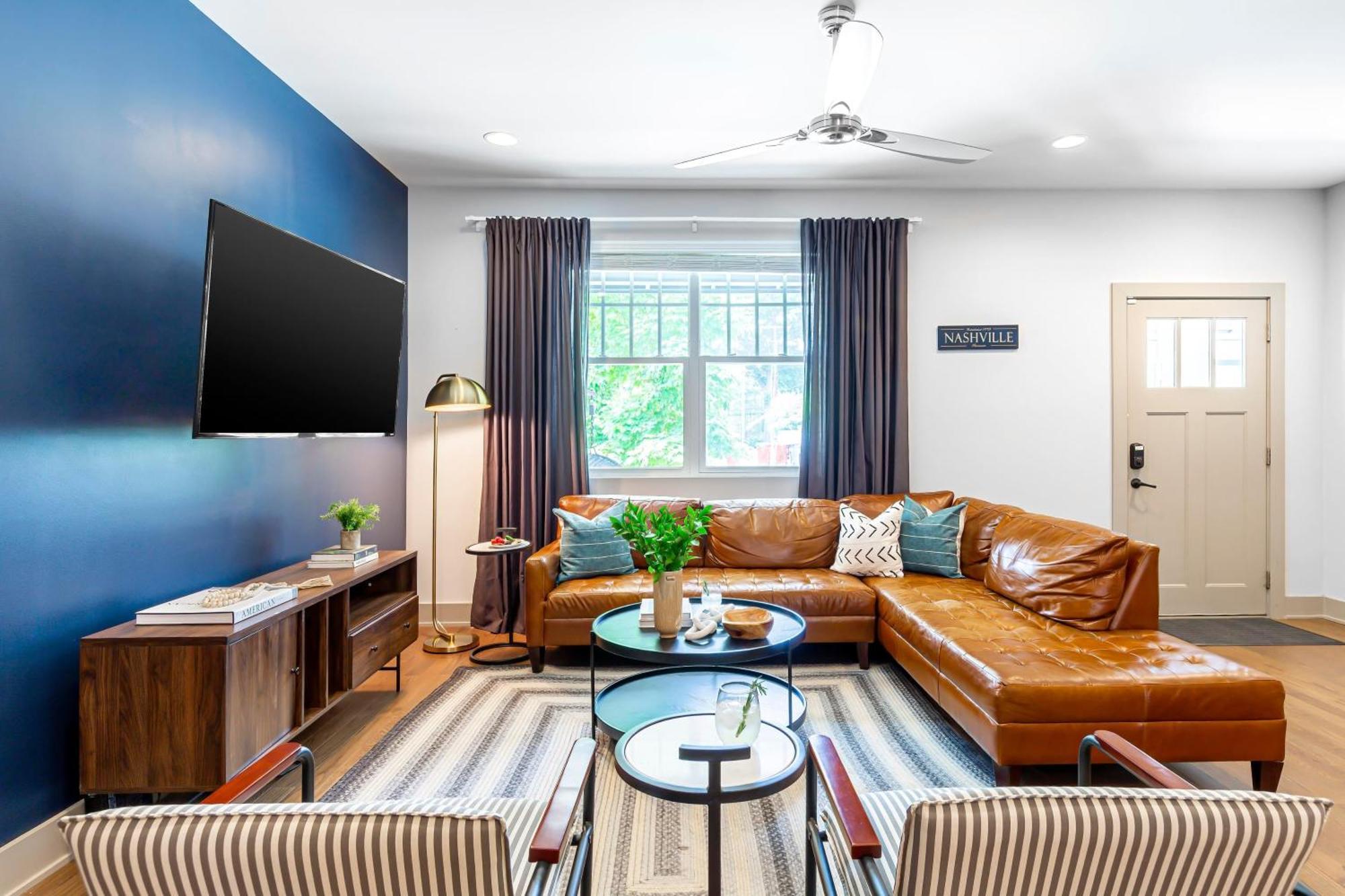 Waverly By Avantstay Nashville-Inspired Townhome W Luxury Kitchen Pool Table 외부 사진
